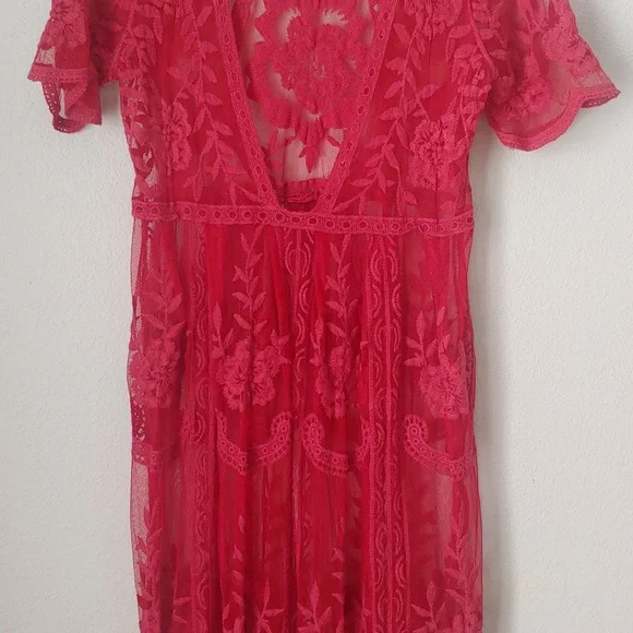 Red Lace V-Neck Women's Dress - Picture 3 of 14